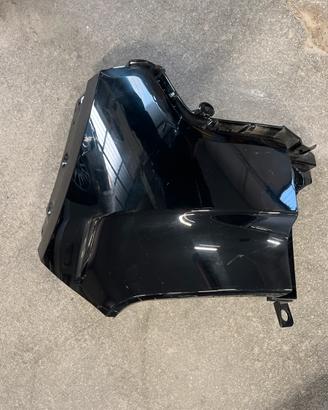 Angolare post dx Jeep Avenger