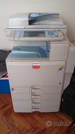 stampante fotocopiatrice scanner a colori 