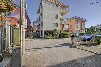Appartamento di 94 m² con 3 locali e posto auto a 
