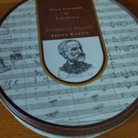 scatola latta Giuseppe  Verdi, anni 70