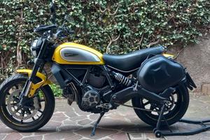 Scrambler Ducati 800 Icon