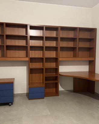 Libreria + scrivania + comodino