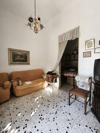 Casa a solo con garage