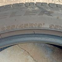 4 Pneumatici 235 45 R19 95V Bridgestone Estivi