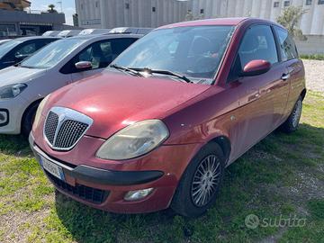 Lancia Ypsilon 1.3 Multijet 16V Platino