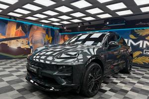 Porsche Macan EV Turbo (595)
