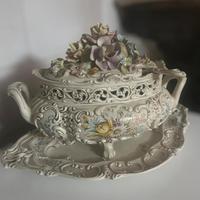 Elegante Zuppiera in porcellana decorativa