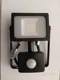 FARETTO A LED 10W con sensore di movimento V-TAC