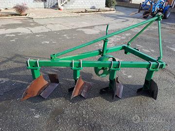 Aratro quadrivomere leggero