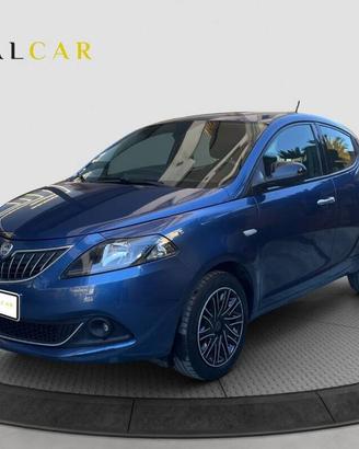 Lancia Ypsilon 1.0 firefly 70cv hybrid Gold 2022