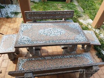 Set tavolo da giardino in graniglia con panche e 2