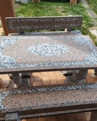Set tavolo da giardino in graniglia con panche e 2