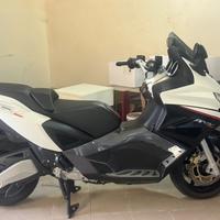 Aprilia Srv 850 ABS