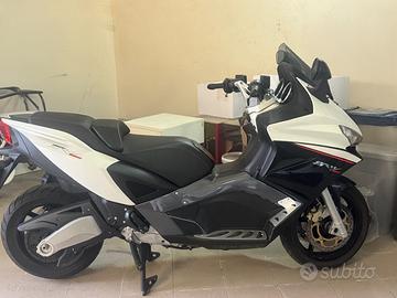 Aprilia Srv 850 ABS