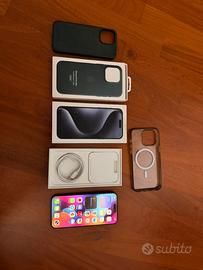 Iphone 15 pro max 256 gb + cover originale regali