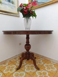 Antiquariato fine 800 - Tavolo