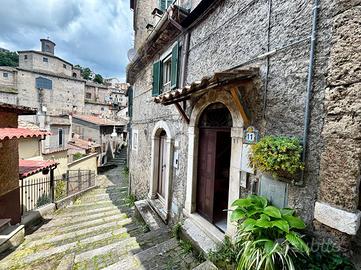 4 LOCALI A SUBIACO