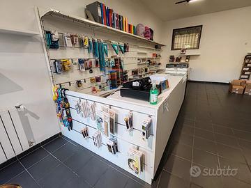 Arredamento negozio cartoleria