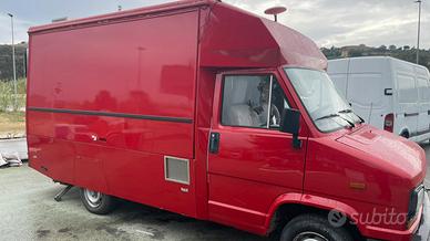 Street food paninoteca autonegozio