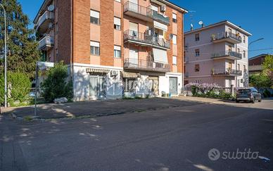 Negozio a Reggio nell'Emilia 1 locali