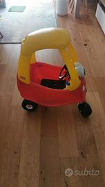 Macchinina Little Tikes 