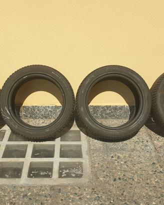 Pneumatici Invernali 215/50 R17 95V Hankook