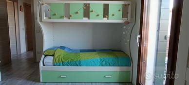 Letto a castello + materasso + mobile contenitore