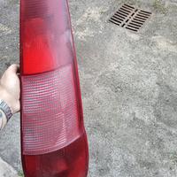 fari posteriore fiat punto 1serie