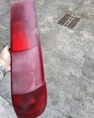 fari posteriore fiat punto 1serie