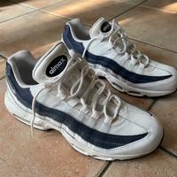 Nike Air Max Essential