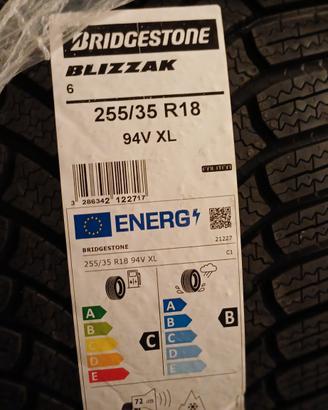 Bridgestone Blizzak 255/35R18 NUOVE!!!