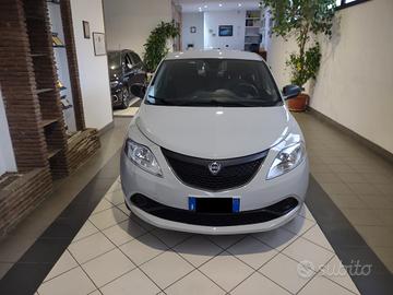 Lancia Ypsilon 1.2 69 CV 5 porte S&S Elefantino Bl