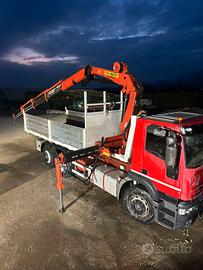 Cassa scarrabile con gru palfinger