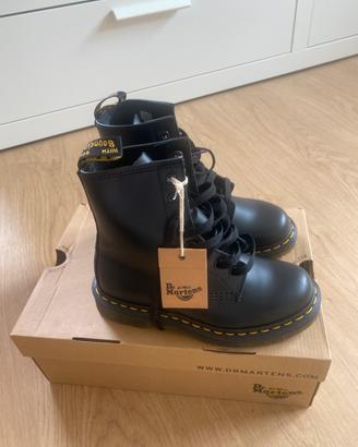 Dr. Martens 1460 Smooth Leather - n. 36 NUOVE
