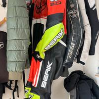 tuta in pelle berik uso pista e stivali moto