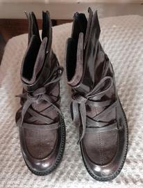 Stivaletti i misura 36 mai adoperati.