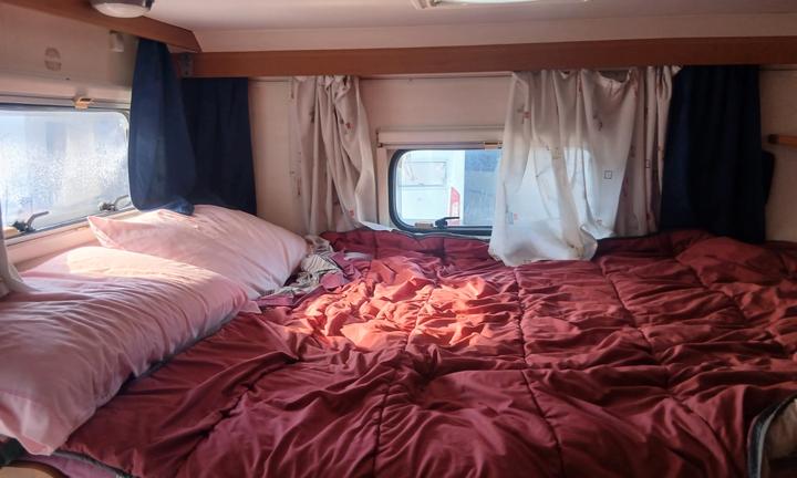 Camper semintegrale Roller Team con Garage