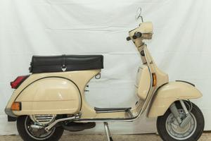 Vespa p150 x