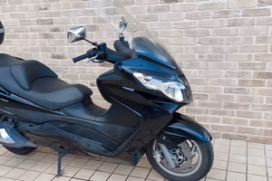 Suzuki Burgman 400 (2006) - 900 EURO  TRATTABILI