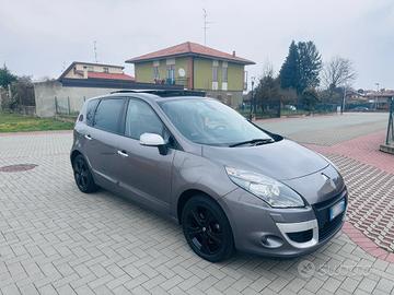 Senic 1.9 dci