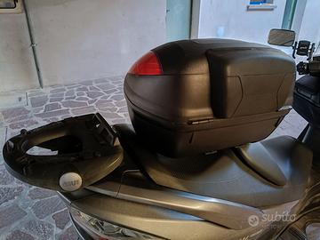 Bauletto 52 Lt. + accessori Burgman 400
