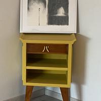 Comodino giapponese legno giallo