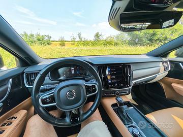 VOLVO V90 CROSSCOUNTRY FUL OPT