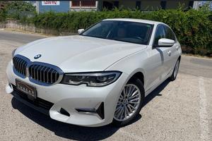 Bmw 320 i Luxury #11281
