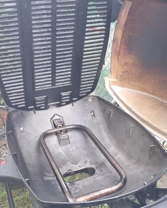 Barbecue Weber pieghevole a gas