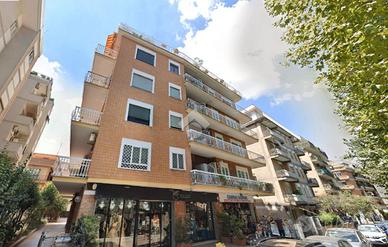 3 LOCALI A CIAMPINO