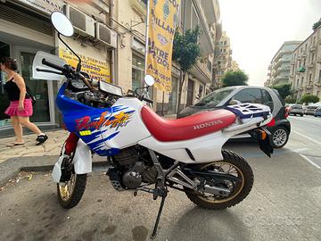 Honda NX dominator 650