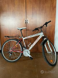 MTB bianca da ragazzo