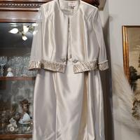 vestito tubino più giacchietta colore champagne 