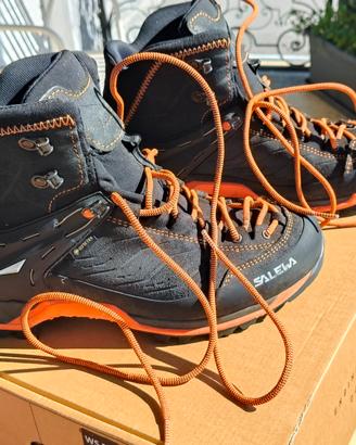 Scarpone trekking Salewa mountain trainer